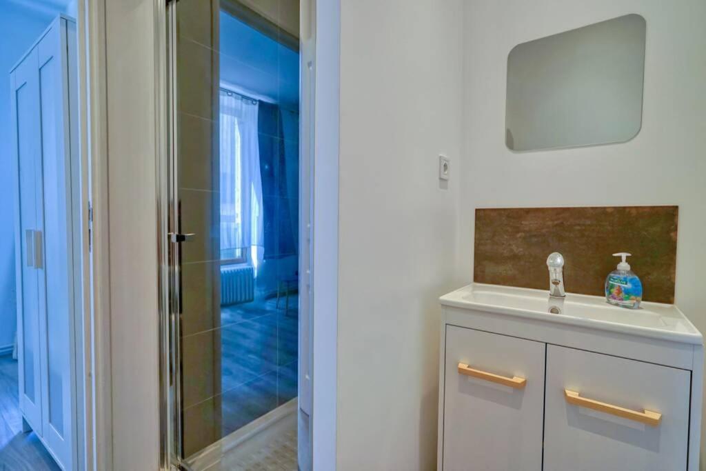 Studio Charmant Au Coeur Du Vieux Corbeil Corbeil-Essonnes Ngoại thất bức ảnh